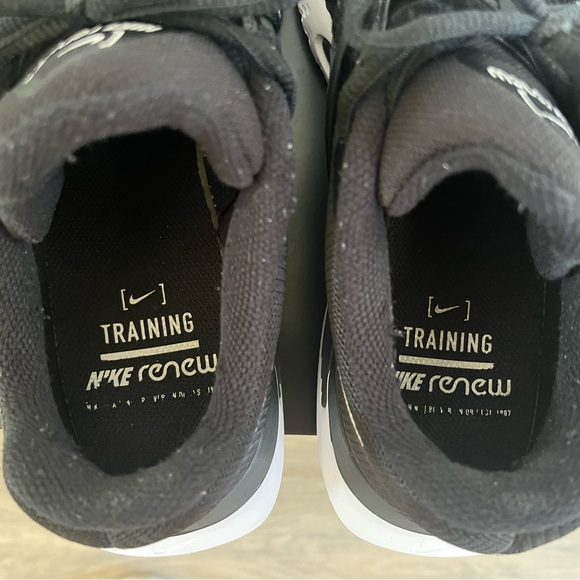 NIKE RENEW FUSION CD0200-002   BLACK / WHITE-DK SMOKE GREY   SIZE 9. 5  TRAINING - Picture 12 of 14